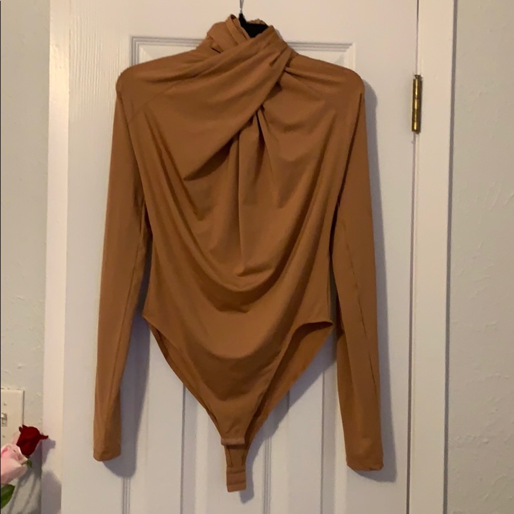 COPY - Elegant tan / brown turtleneck bodysuit